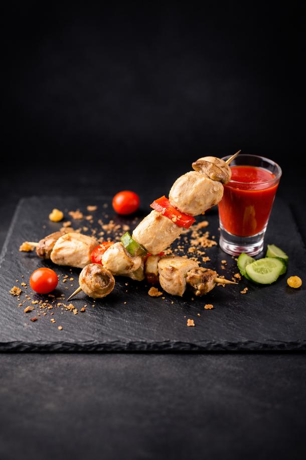 Мини шашлычки из курицы с овощами