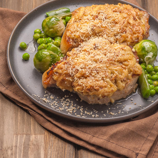 Медальоны мясные в ореховой корочке