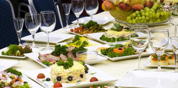 Банкет с обслуживанием на 25 персон