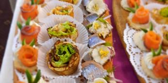 Фуршет с горячими закусками на 10 персон